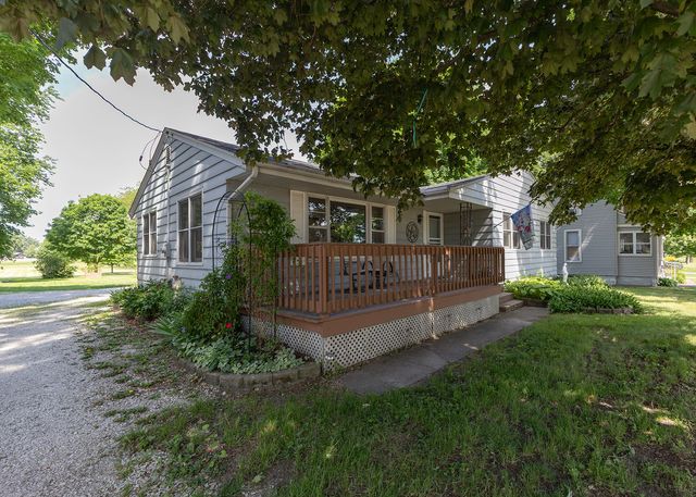 335 N Chicago Street, Geneseo, IL 61254