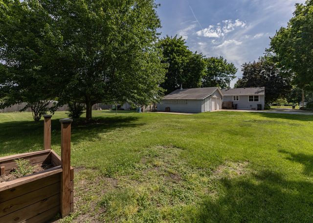 335 N Chicago Street, Geneseo, IL 61254
