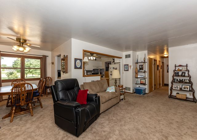 335 N Chicago Street, Geneseo, IL 61254