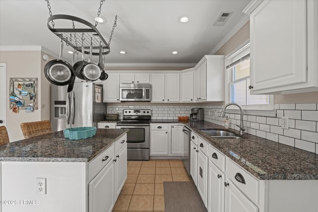 1307 Broad Street, Beaufort, SC 29902