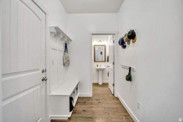 583 S RAVENWOOD LN, Saratoga Springs, UT 84045