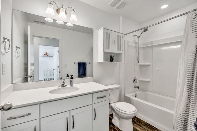 583 S RAVENWOOD LN, Saratoga Springs, UT 84045