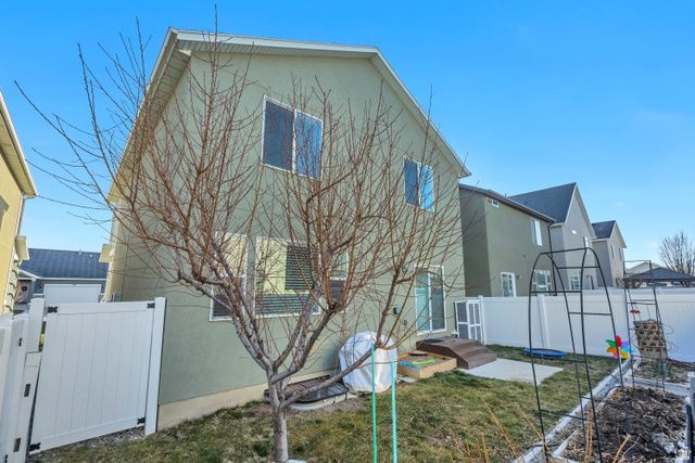 583 S RAVENWOOD LN, Saratoga Springs, UT 84045