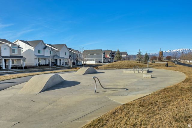 583 S RAVENWOOD LN, Saratoga Springs, UT 84045