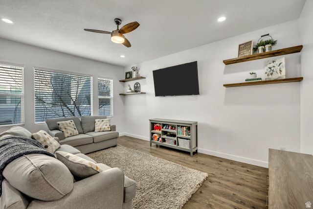 583 S RAVENWOOD LN, Saratoga Springs, UT 84045