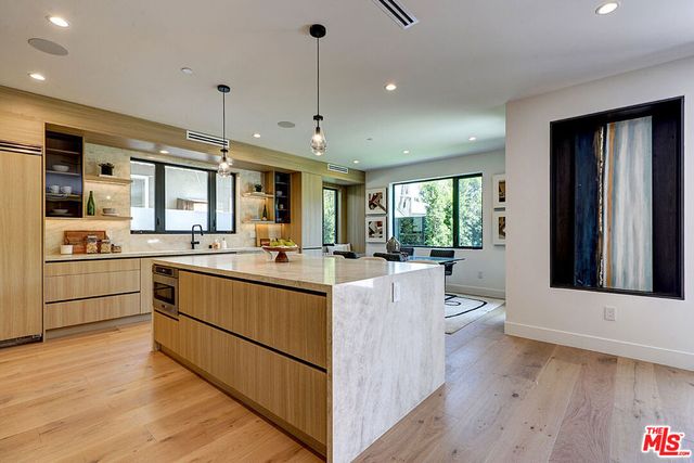 846 Dickson Street, Marina Del Rey, CA 90292
