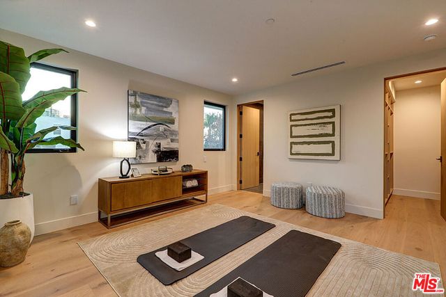 846 Dickson Street, Marina Del Rey, CA 90292