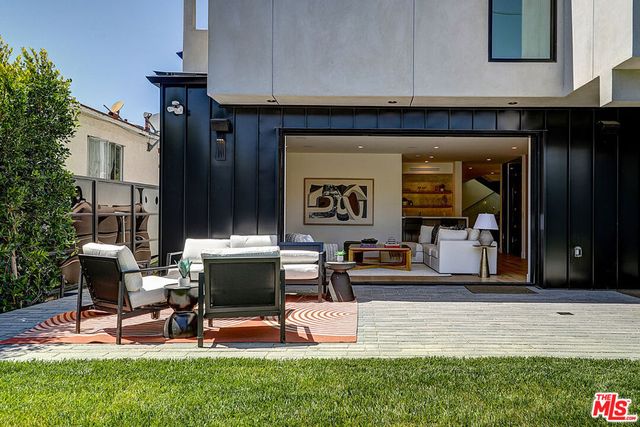 846 Dickson Street, Marina Del Rey, CA 90292