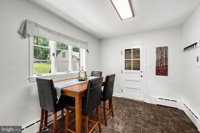 3114 SUNSET LN, Phoenix, MD 21131