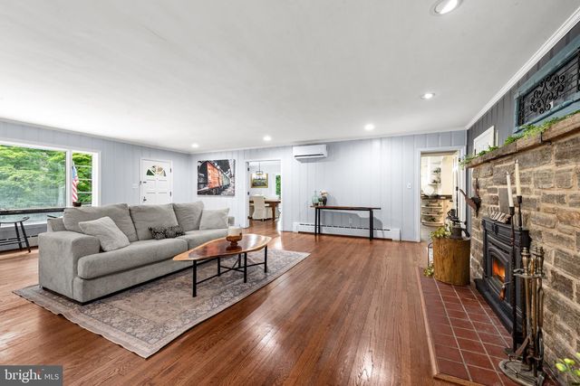 3114 SUNSET LN, Phoenix, MD 21131