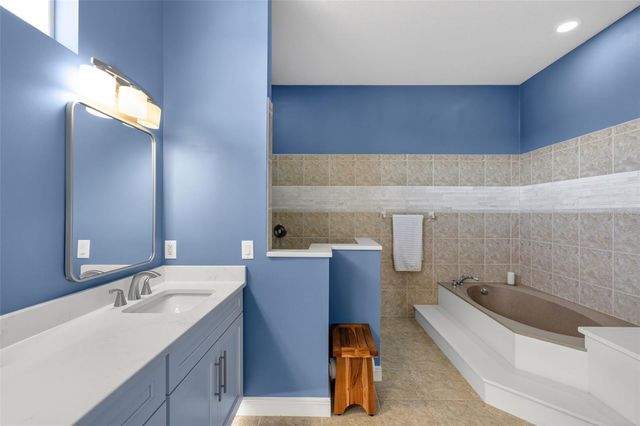 107 ABERCROMBIE AVENUE, Englewood, FL 34223