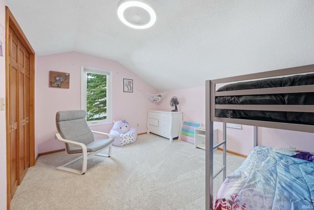 2204 Cedarwood Way, Fort Wayne, IN 46804