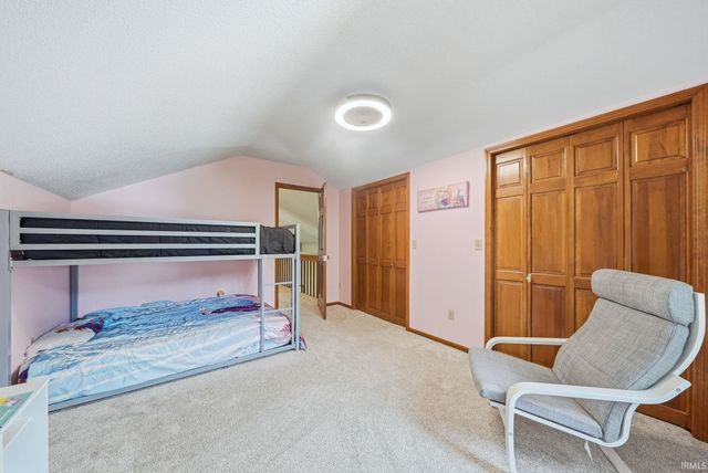 2204 Cedarwood Way, Fort Wayne, IN 46804
