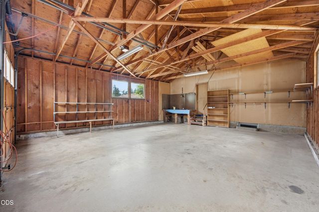 1772 SE 135th Avenue, Portland, OR 97233