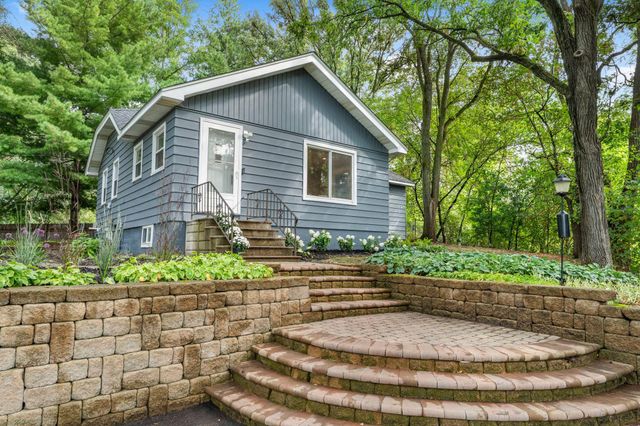 4031 Victoria Street, Minnetonka, MN 55345