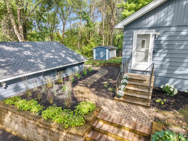 4031 Victoria Street, Minnetonka, MN 55345