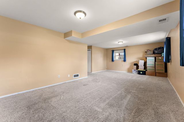 1659 Sunnyslope Drive, Crown Point, IN 46307