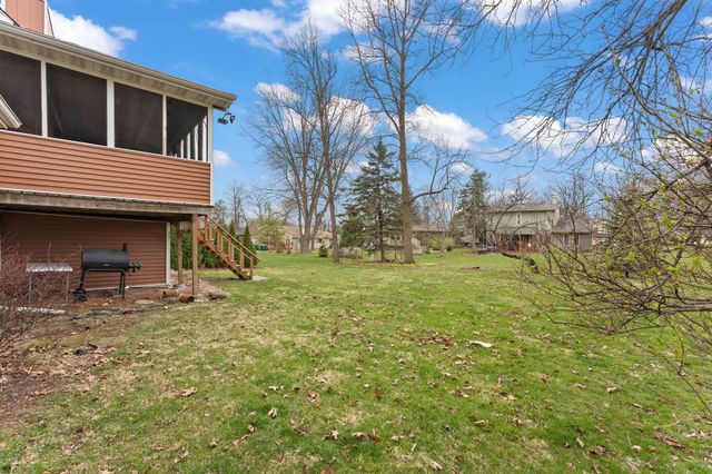 1659 Sunnyslope Drive, Crown Point, IN 46307