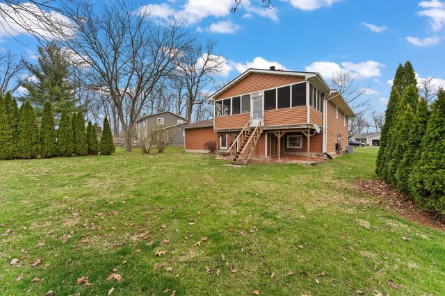 1659 Sunnyslope Drive, Crown Point, IN 46307