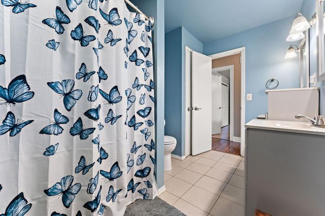 1659 Sunnyslope Drive, Crown Point, IN 46307