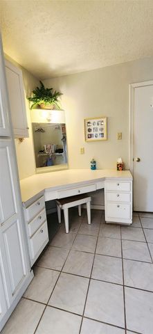 1735 W 10th Street, Freeport, TX 77541