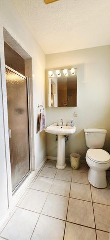 1735 W 10th Street, Freeport, TX 77541