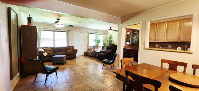 1735 W 10th Street, Freeport, TX 77541