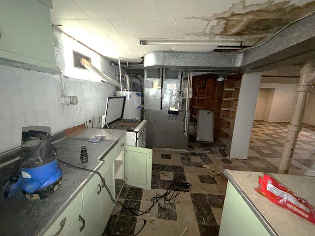 1568 Wentworth Avenue, Calumet City, IL 60409