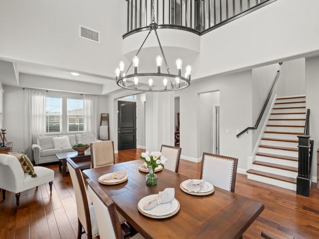 3664 Serena Avenue, Clovis, CA 93619