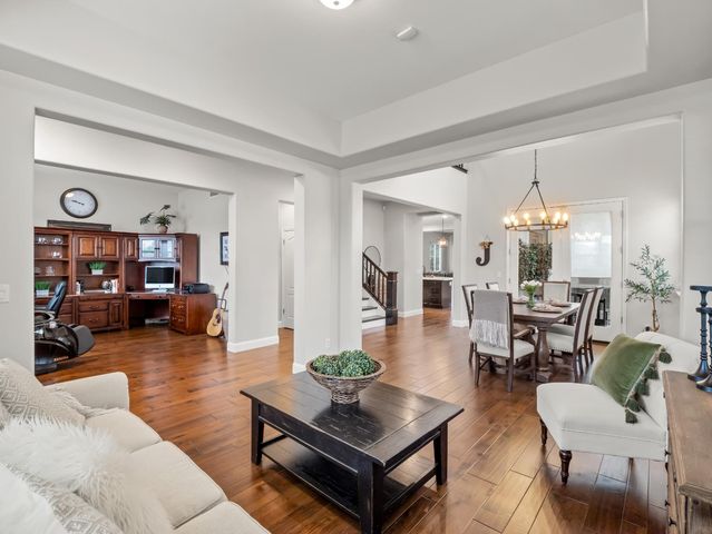 3664 Serena Avenue, Clovis, CA 93619