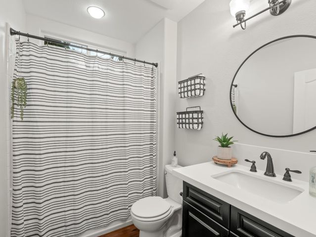 3664 Serena Avenue, Clovis, CA 93619