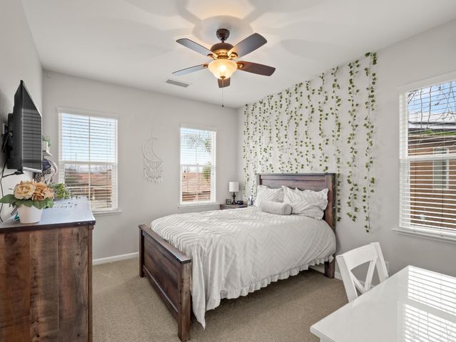 3664 Serena Avenue, Clovis, CA 93619