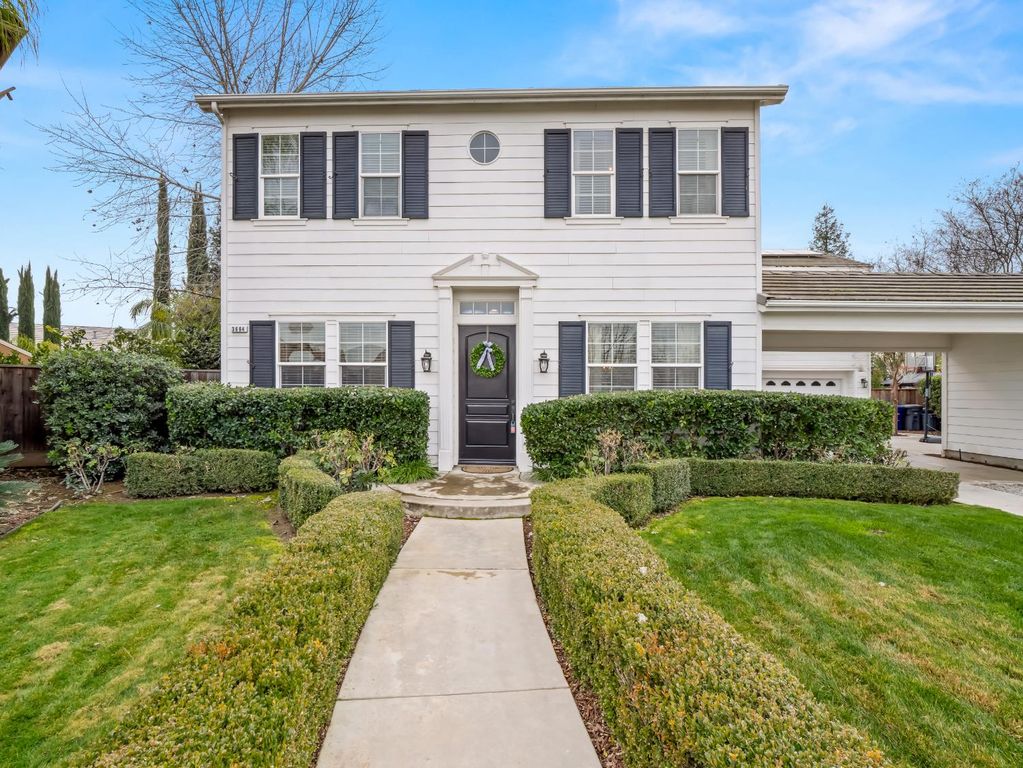 3664 Serena Avenue, Clovis, CA 93619