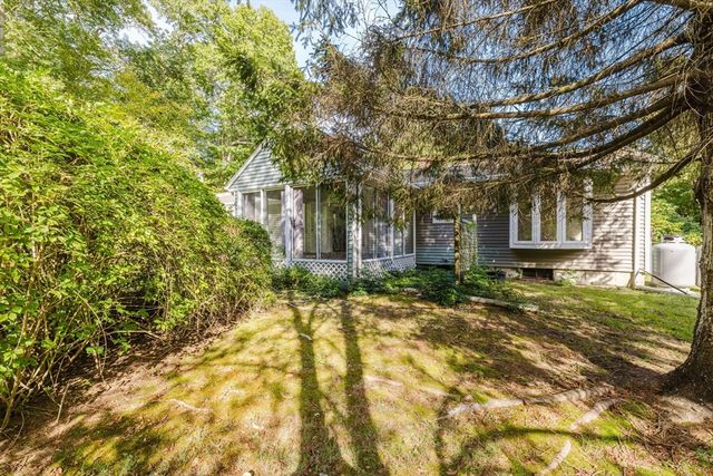 23 Colonial Way, Rehoboth, MA 02769
