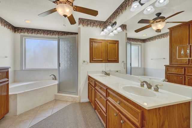 1000 BAMC DR, Canyon Lake, TX 78133