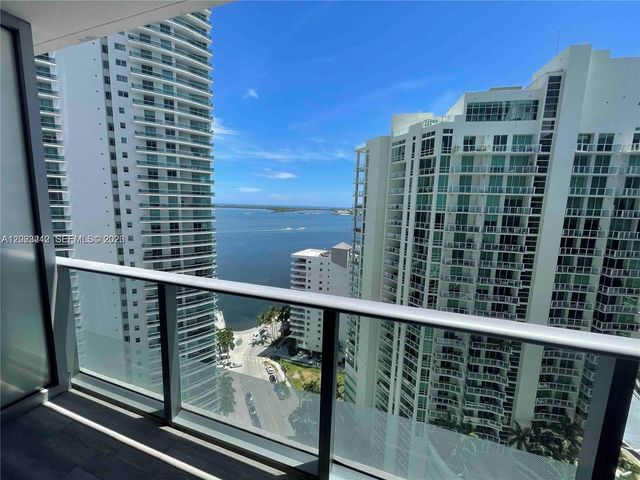 1300 Brickell Bay Dr 2304, Miami, FL 33131