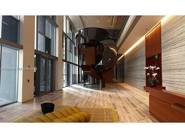 1300 Brickell Bay Dr 2304, Miami, FL 33131