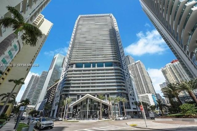 1300 Brickell Bay Dr 2304, Miami, FL 33131