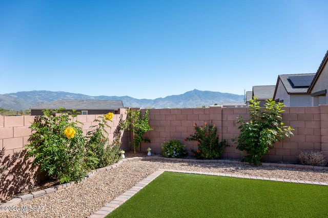 14029 E Crotalus Way, Vail, AZ 85641