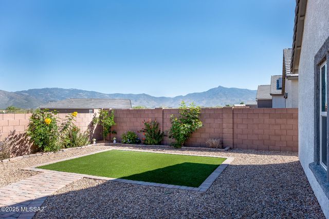 14029 E Crotalus Way, Vail, AZ 85641