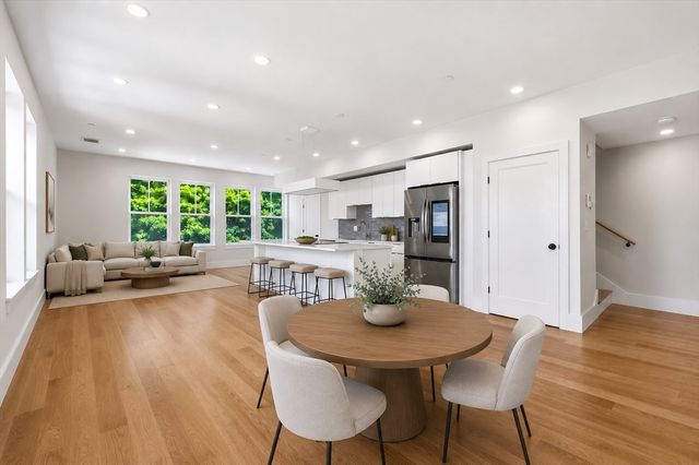 421 High St 306, Medford, MA 02155