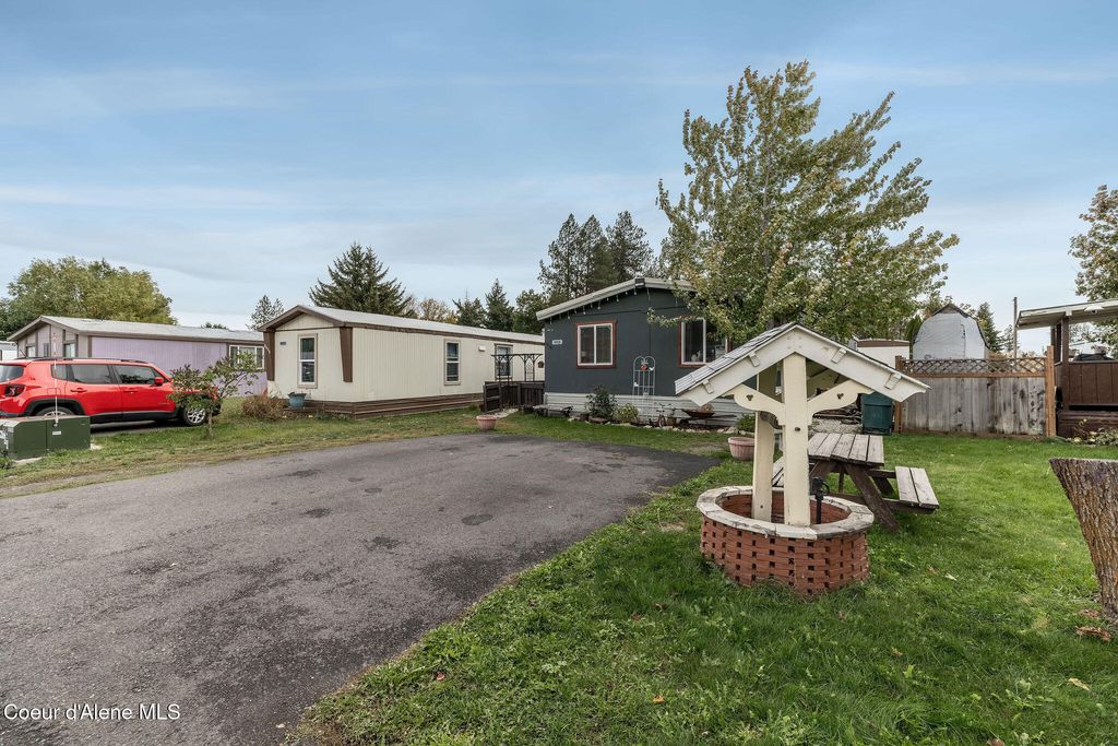 8458 W Park Loop, Rathdrum, ID 83858 photo 3