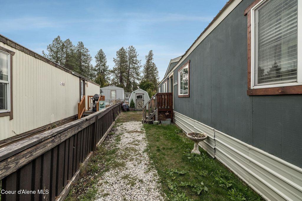 8458 W Park Loop, Rathdrum, ID 83858 photo 4