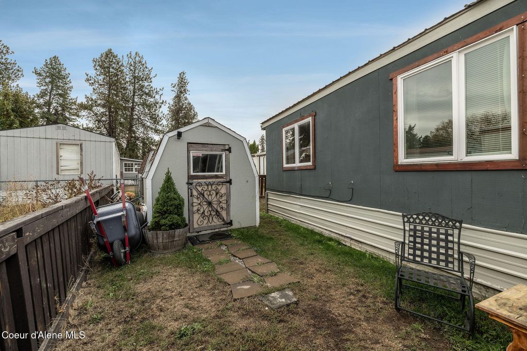 8458 W Park Loop, Rathdrum, ID 83858 photo 5