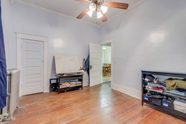 313 West Pine Street, Johnson City, TN 37604