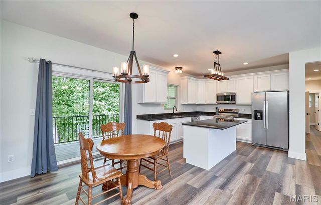 105 Merz Meadows Drive, Troy, MO 63379