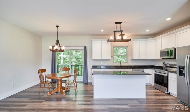 105 Merz Meadows Drive, Troy, MO 63379