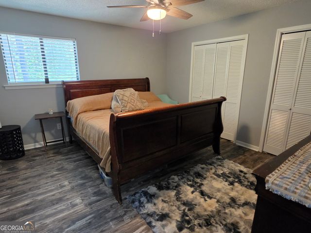 102 Oak Place, Villa Rica, GA 30180