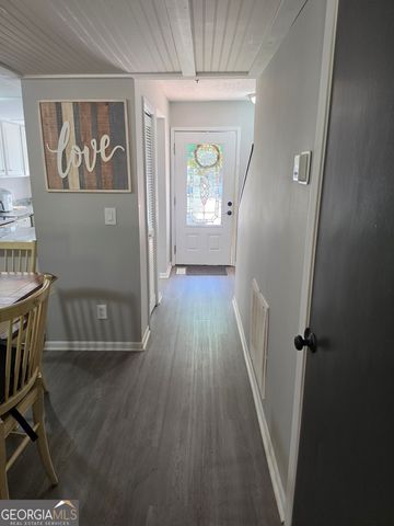 102 Oak Place, Villa Rica, GA 30180