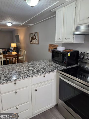 102 Oak Place, Villa Rica, GA 30180